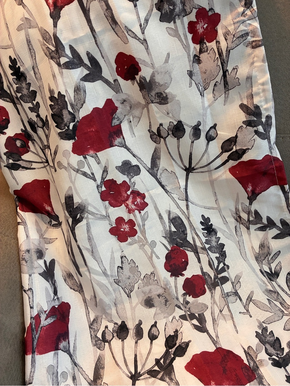Floral shower curtain with rings